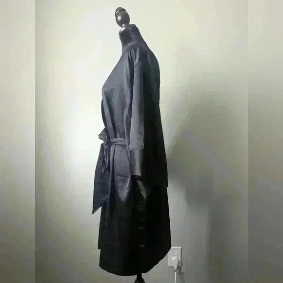ThirdLove Black Robe - Picture 6 of 10